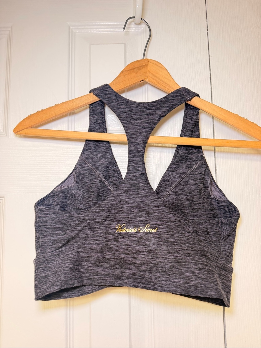 Victoria’s Secret Sport Twist Front Racerback Sports Bra Gray Medium Athleisure - Picture 3 of 10